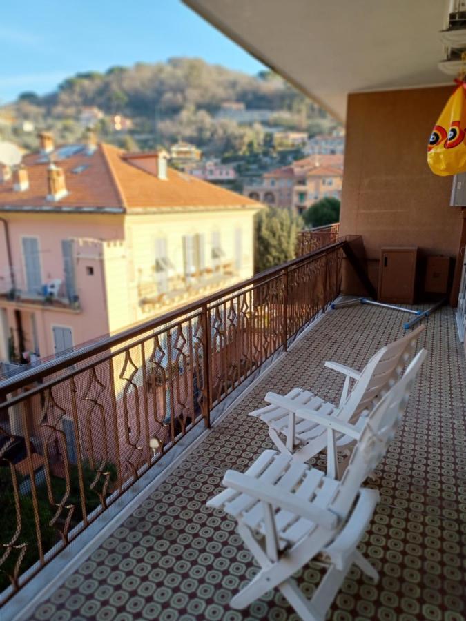 Vreni Lodge Finale Ligure Exteriör bild